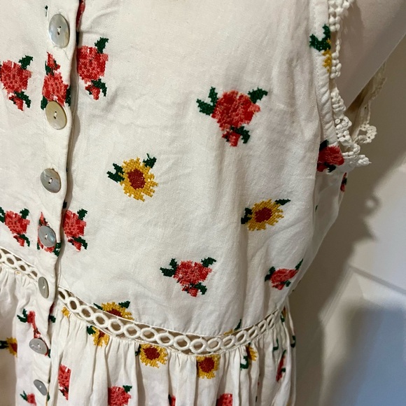 Farm Rio Mixed Cross Stitch Flowers Dress - L - Picture 7 of 10